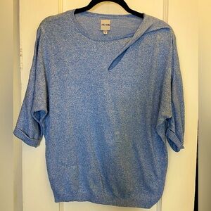 Nic + Zoe Women’s S blue 3/4 sleeve sweater with cut out detail